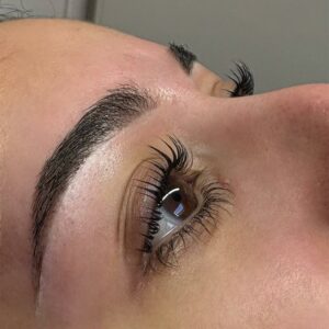 réhaussement-de-cils-à-toulouse-omorphia-institut